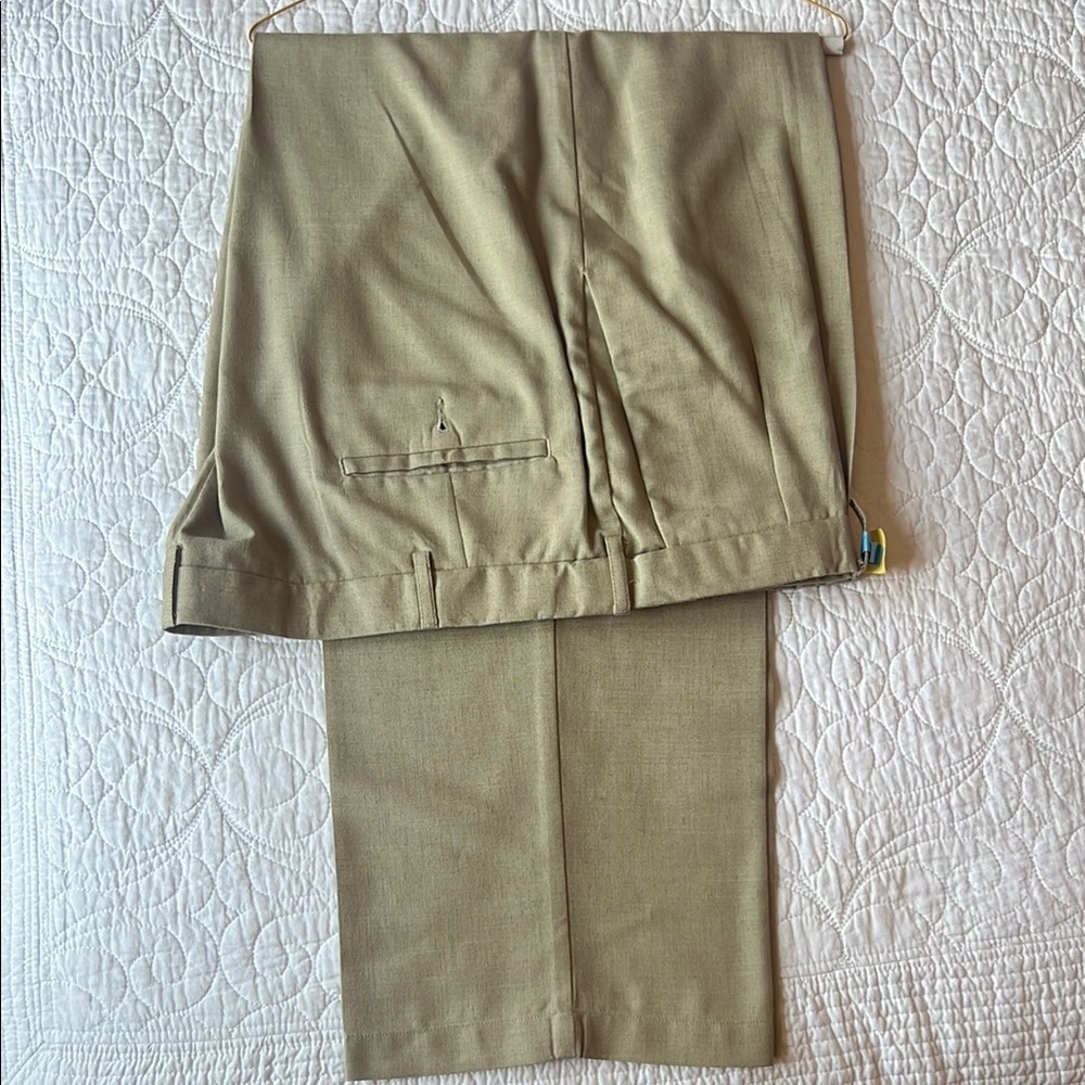 Haggar Tan Dress Pants Classic Straight-Leg
